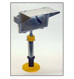 Floodlight PHF-53004-1000Q-SF-2P-MT 120v with PL40301-2S-MT Baseplate